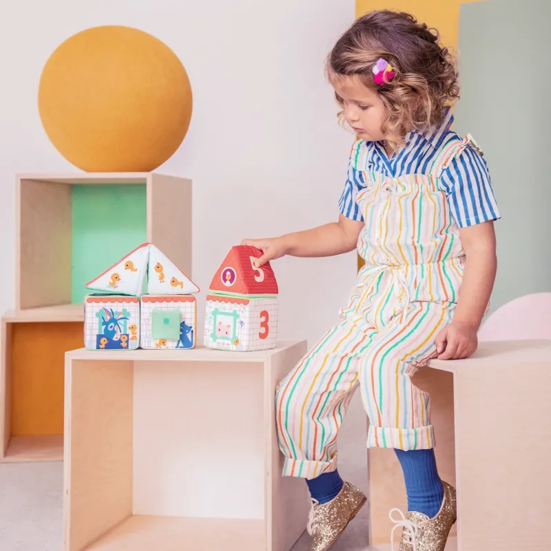 Farm house stacking cubes