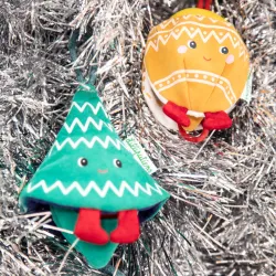 Kerstdecoratie - Mimmi omkeerbare en fosforescerende stoffen elf