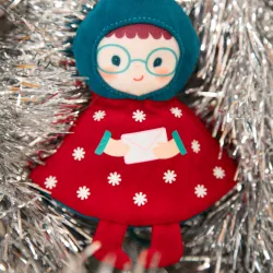 Weihnachtsdekoration - Wendbare und phosphoreszierende Stoffelfe Lilli