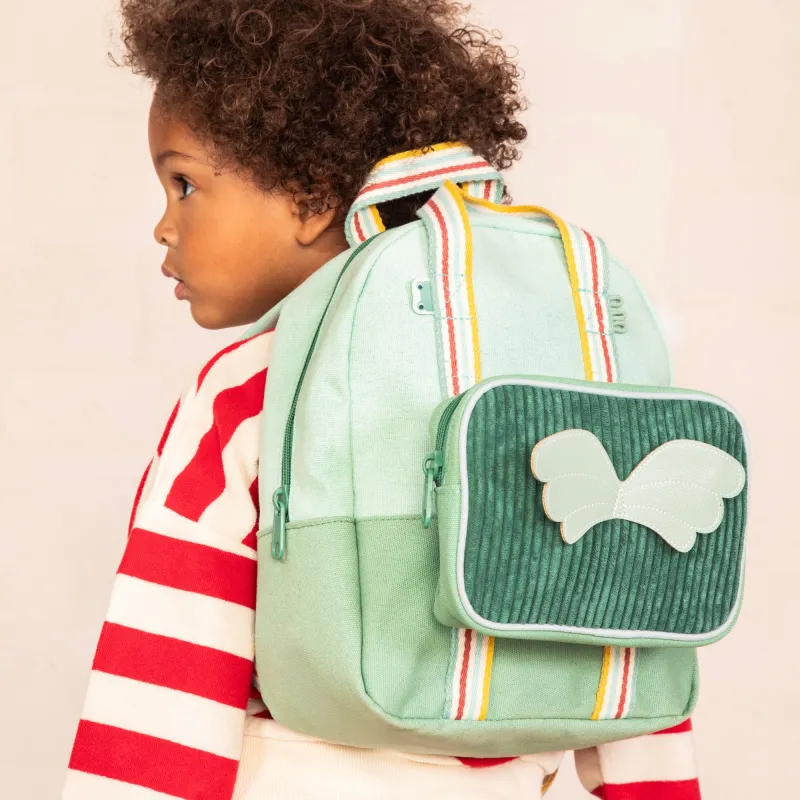 Mochila verde manzana de PET reciclado