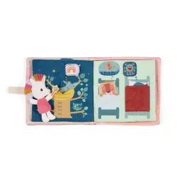 Fabric activity book for children aged 3 months and over