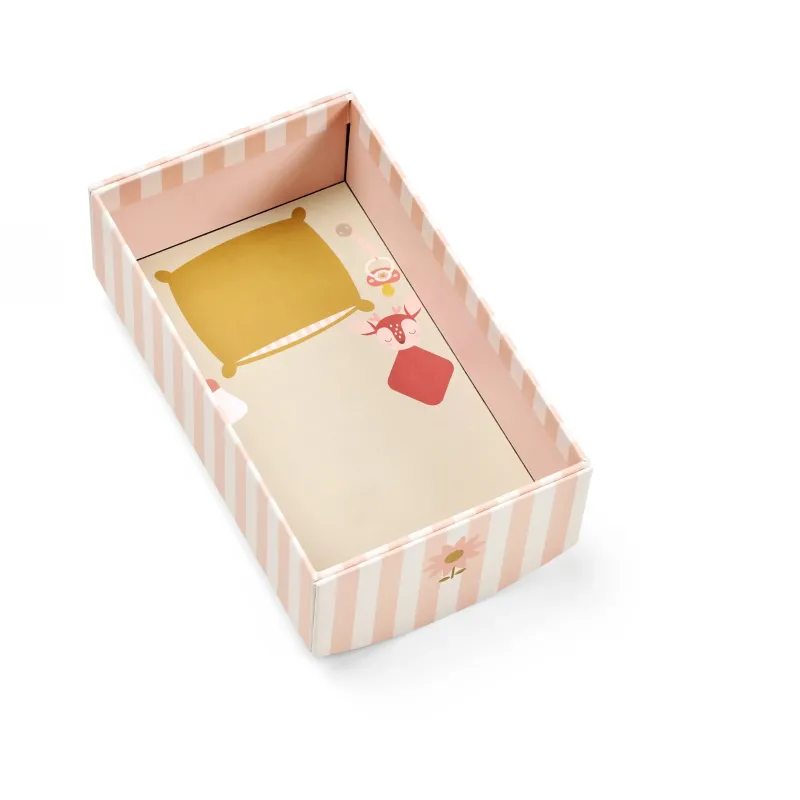 Mini Bébé Jil 18 cm | Stoffen pop met roze bedje