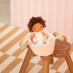 Babypop Bébé Misha 21 cm met roze poppenmand en flesje | Vanaf 12 maanden